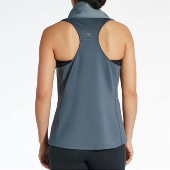 Calia by Carrie Underwood Scuba Vest Limited Editi - Picture 4 of 7